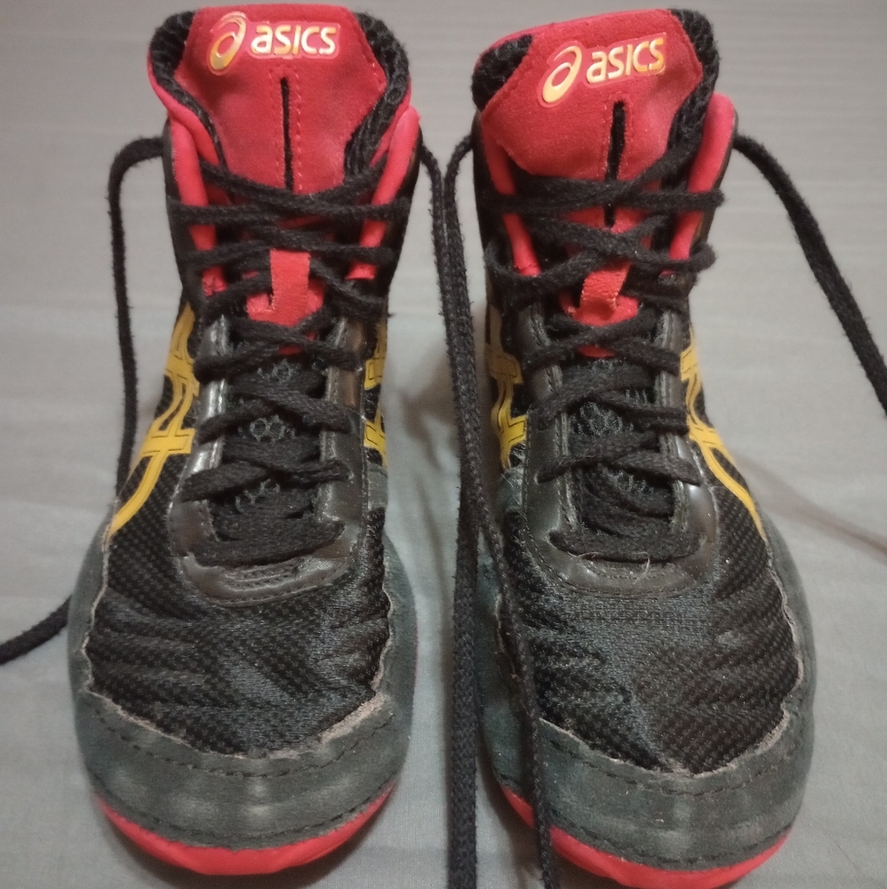 Asics JB Elite V2.0 Wrestling Shoes Size 2